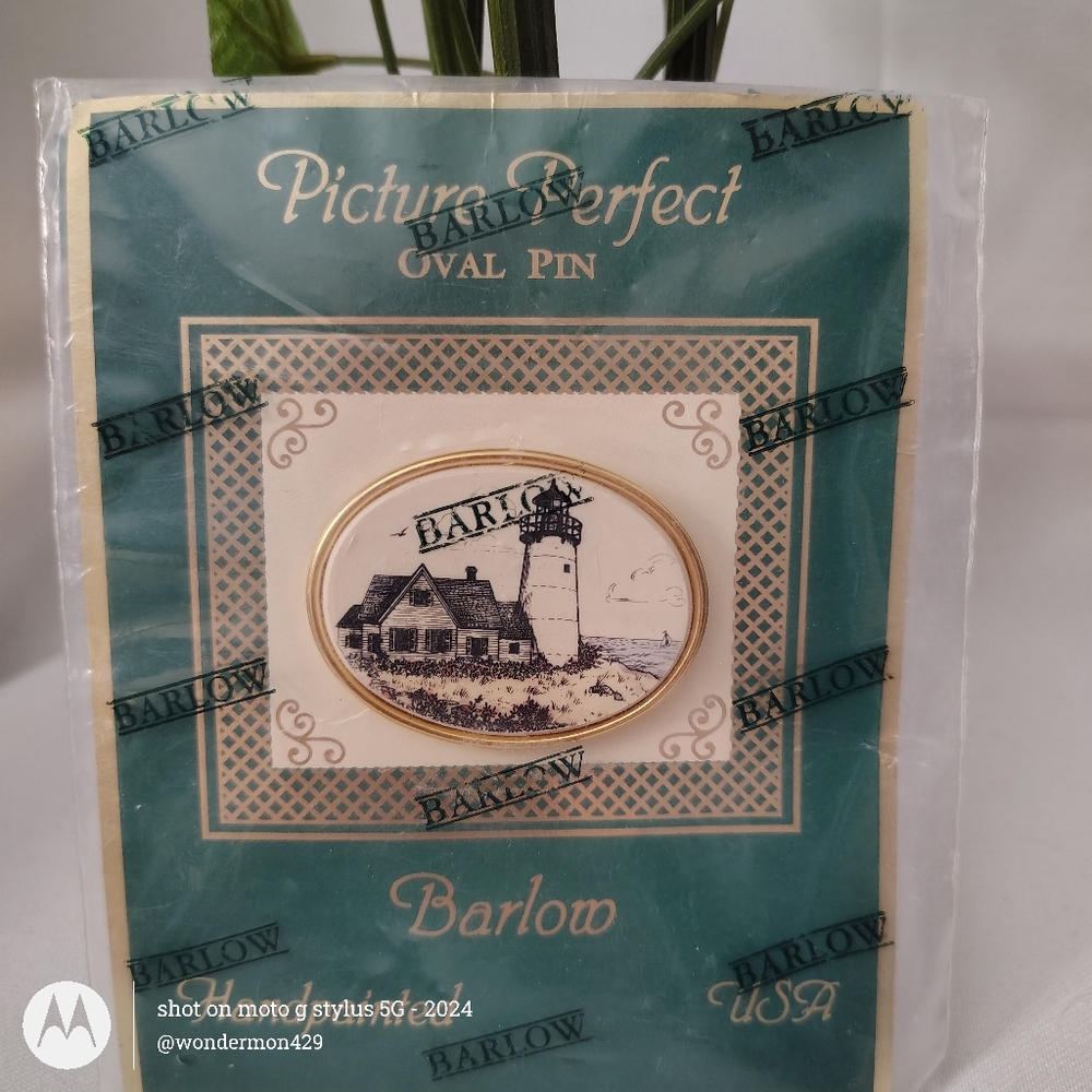 🌊Barlow Designs Handpainted Lighthouse Brooch w/ Original Card back
